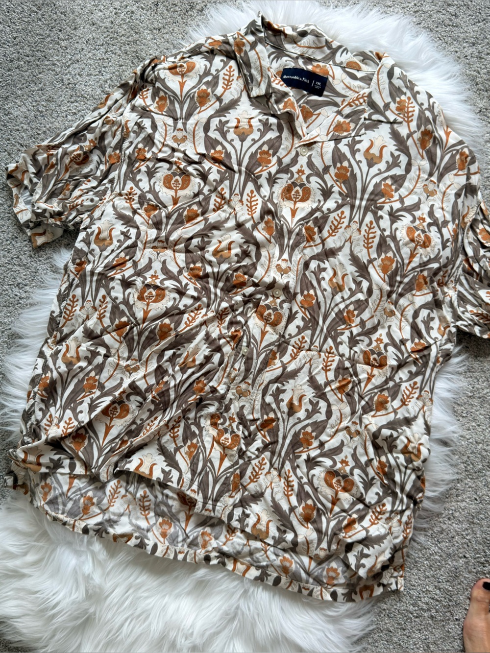 Abercrombie & Fitch Cream Button-Down Shirt with Brown and Tan Floral Print